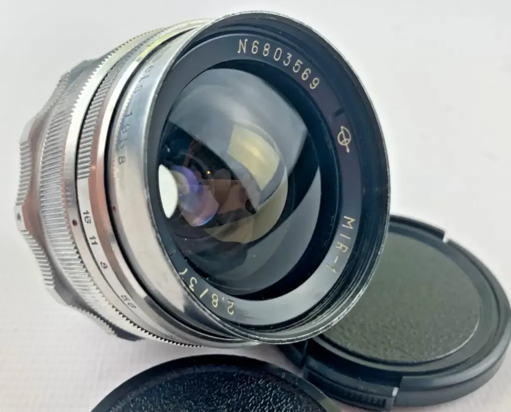 Mir 1b 37mm f2.8 KMZ RED P